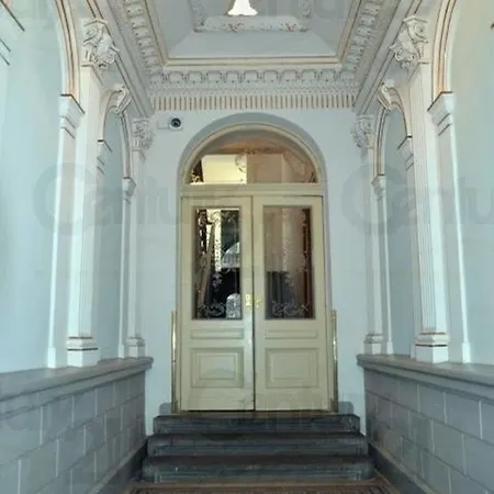 Light Apartment In Center Of Prague *
